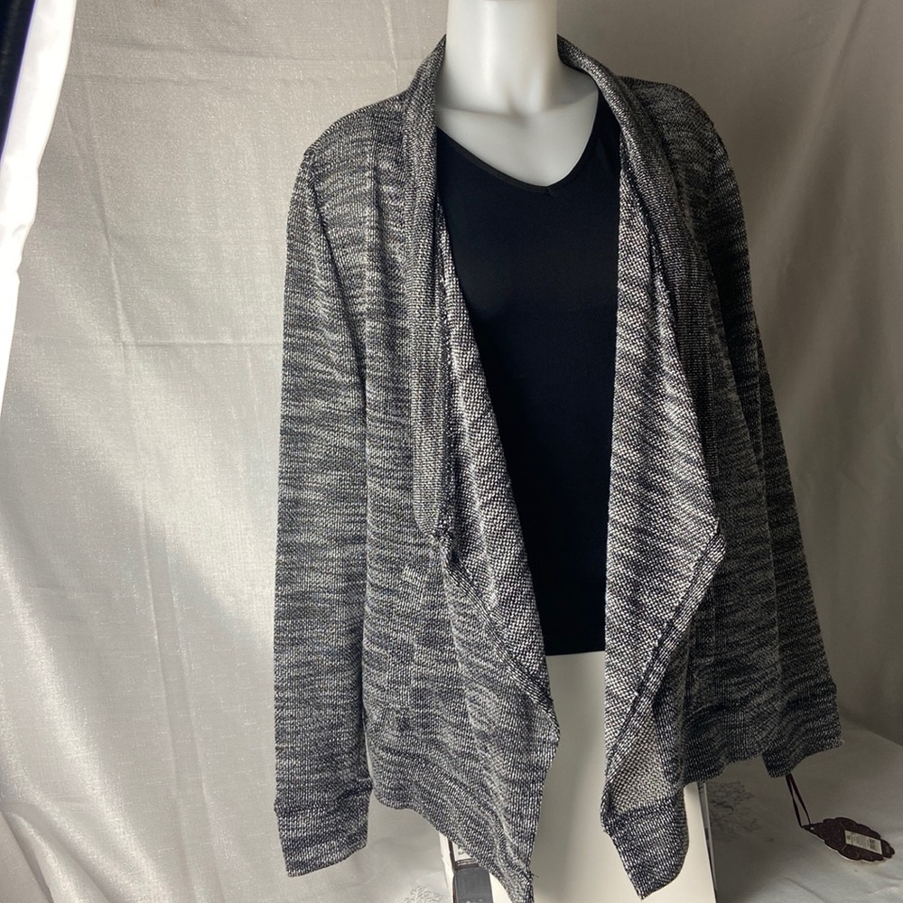 Knox Rose women’s black, and white tweed jacket, sweater  Size xxL